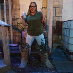 Meet your Posher, Cat